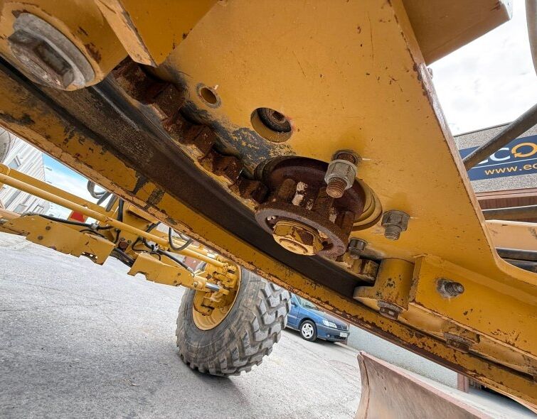 CATERPILLAR  140M3 ***MATRICULADA***